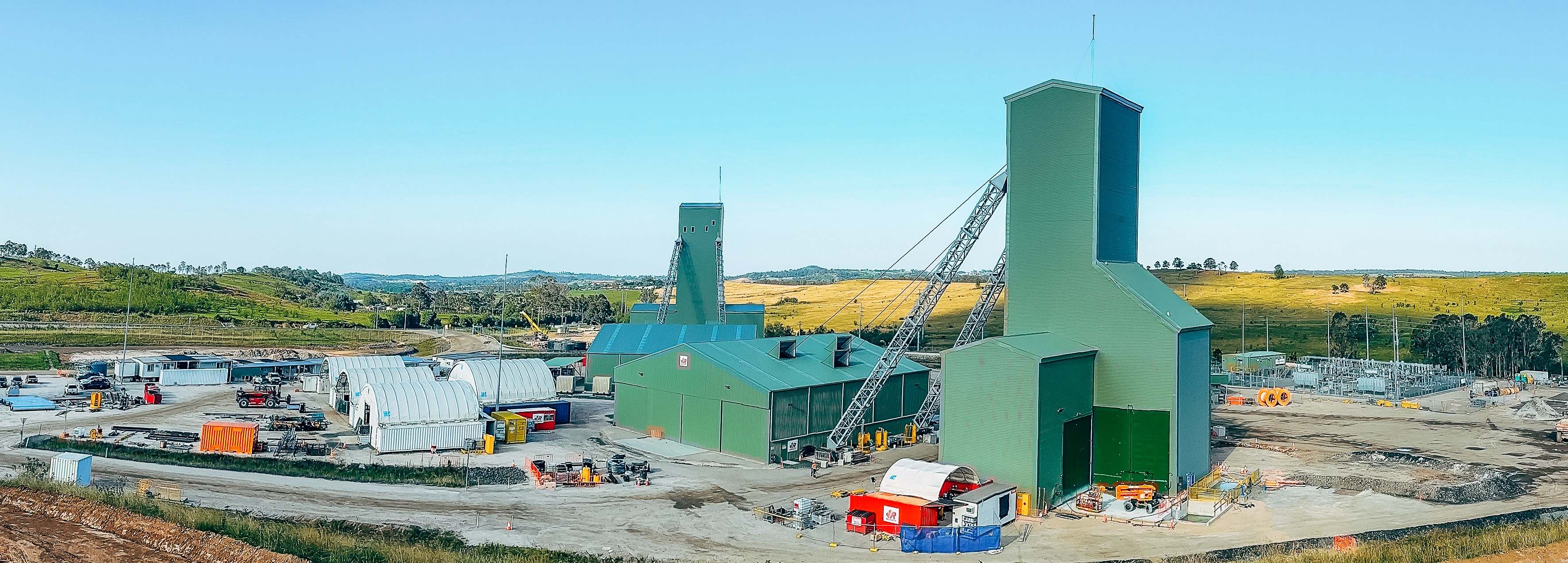 Panoramic view of the Appin mine site where Redpath conducts mine development, construction, mechanical excavation, rehabilitation, production mining, shaft sinking, raiseboring and specialized mining.